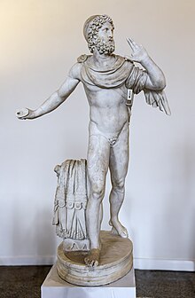  Antigua estatua romana en el Museo Arqueológico Nacional - Didier Descouens y un autor más.

